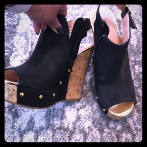Open toe black and gold platform wedges